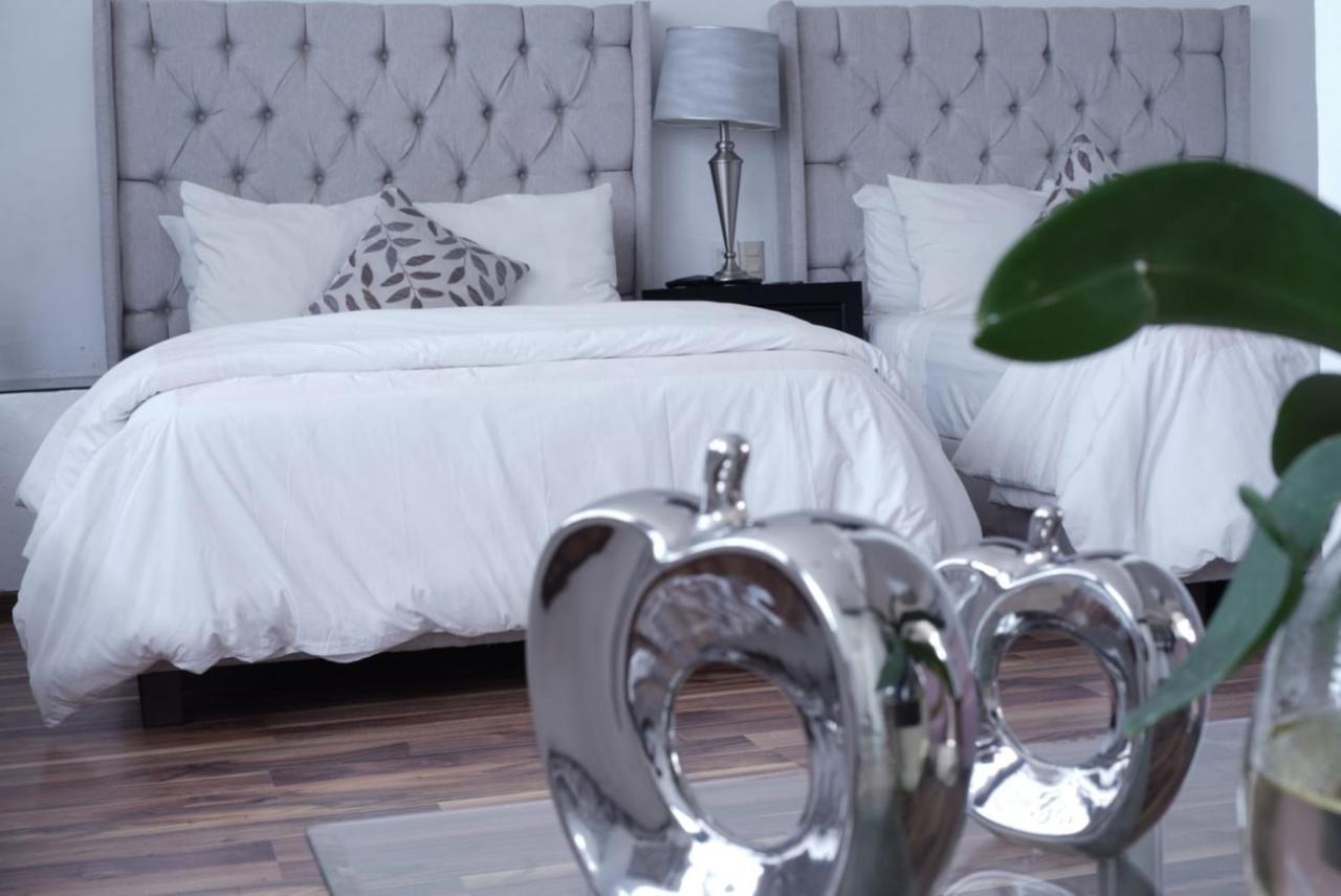 M Hoteles Concepto Морелия Екстериор снимка