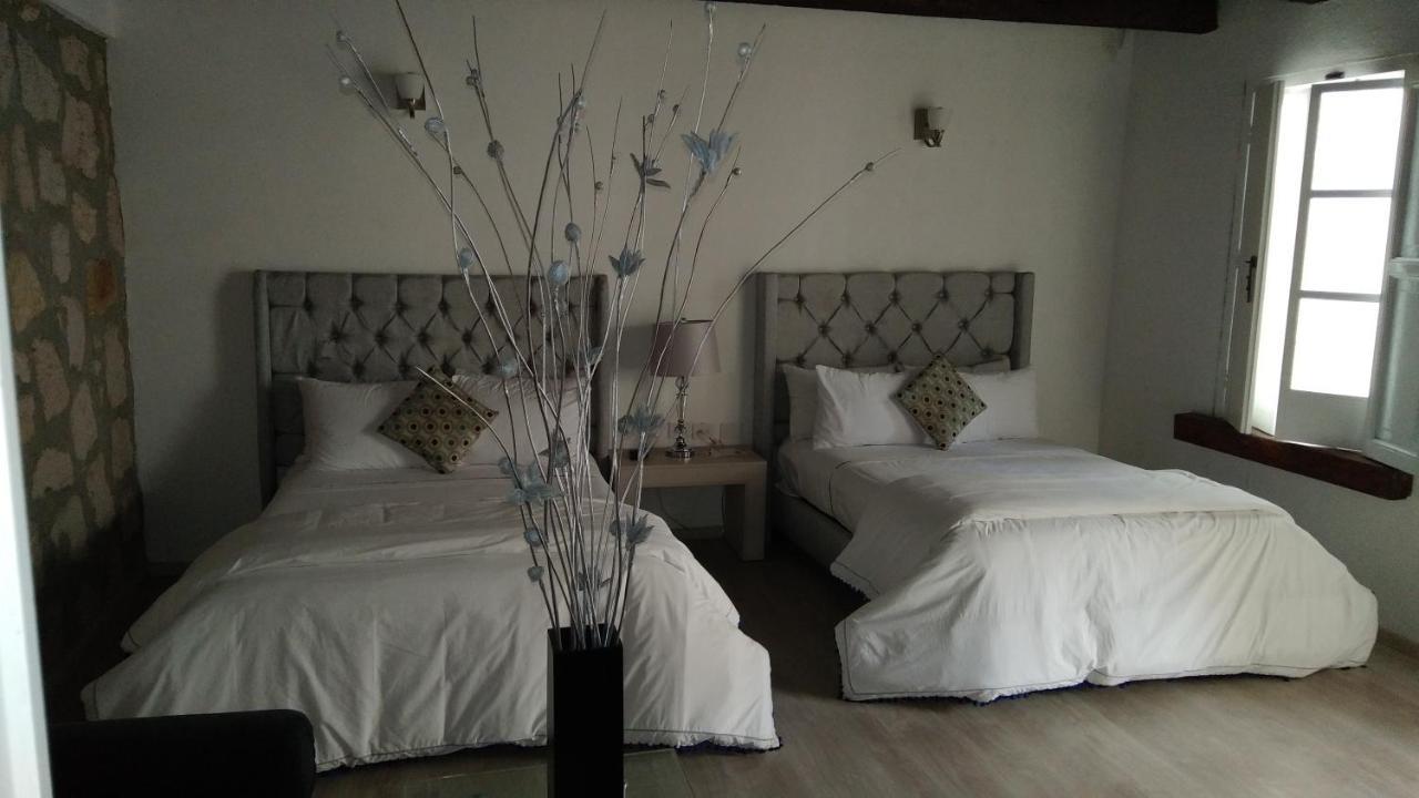 M Hoteles Concepto Морелия Екстериор снимка